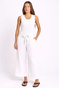 Pants Tights And Skirts: Bella Crop Pants White