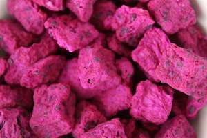 Freeze Dried Fruit: Freeze Dried Dragon Fruit Pieces
