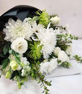 Bouquet Classic - White & Green
