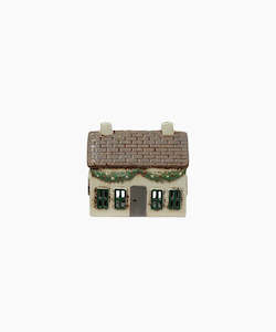 French Country 1: Christmas Tea Light Cottage with Swag