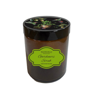 Bath Body: Gardeners HAND SCRUB