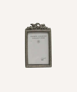 Wreath Photo Frame 3x2"
