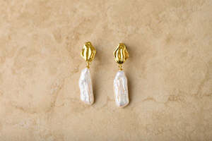 INDIGO & WOLFE AVERY