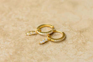 Indigo Wolfe: INIDIGO & WOLFE CRYSTAL