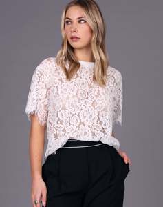 Storm: STORM LACE OVERSIZED TEE