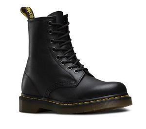 DR MARTENS 1460 8 EYE BOOT NAPPA