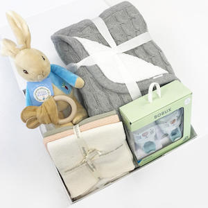 Mums Bubs: Peter Rabbit & Blanket Box