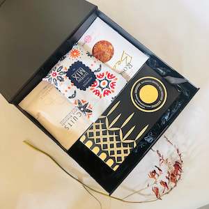 For Her: Sophisticated Scent & Snack Gift Box