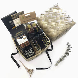 For Her: Woven Gourmet Gift Box
