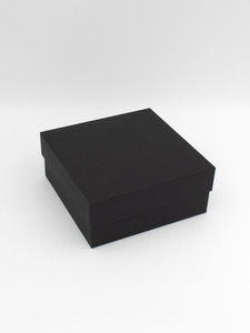 Products: Gift Box 185 - BoxKraft