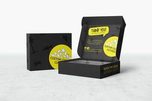 Custom Packaging: 31 x 21 x 8cm Custom Printed Corrugated Mailing Box