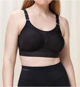 Triumph: Triumph Triaction Extreme Lite Sports Bra