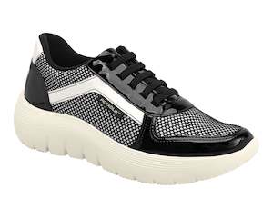 Piccadilly Ref: 936011-01 features a pair of must-have black & white sneakers fo&hellip;