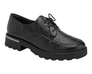 Loafer: Piccadilly Ref: 735023-001 – These loafers exude a feminine charm and soft hues, ideal for achieving a romantic and sophisticated style.