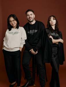Products: Storm Women’s Relax Crew
