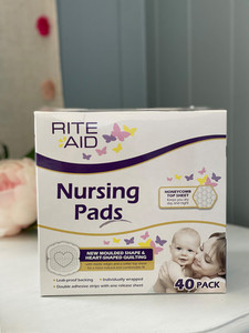 Products: Nursing Pads (40)