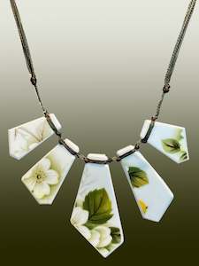 Ceramic Necklaces: White and Green Blossom Ceramic Array Necklace