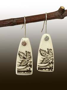 Vintage Leaf Ceramic Earrings