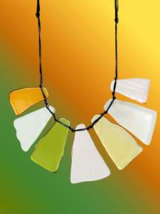 Large Dramatic Rays of Light in Pastels