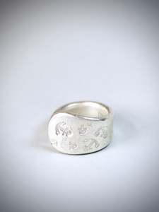 Anchor Ring, Medium