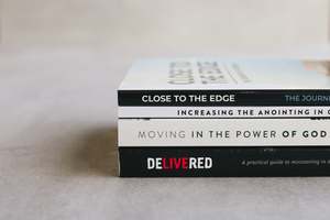 Frontpage: Bundle of all 4 Books