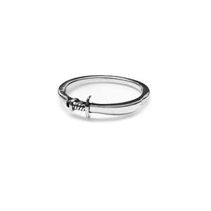 Clearance Jewellery: Stolen Girlfriends Club - Falling Dagger Ring