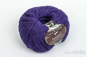 Products: 65% Wool and 35% Hemp - Double Knitting / 8 Ply Weight - Viola