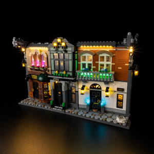 New Arrival: Lego Sherlock Holmes: Book Nook 10351 Light Kit