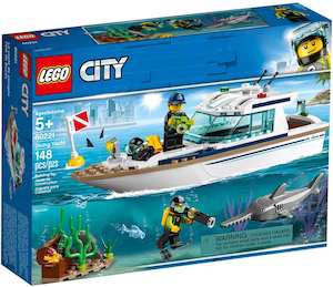 City: LEGO City 60221 Diving Yacht
