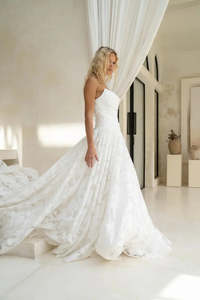 Wedding Dresses Under 2000: MIA