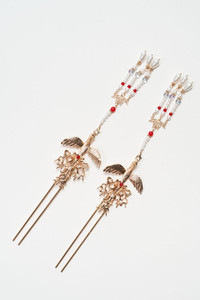 Products: Phoenix Tassel Hairpins
