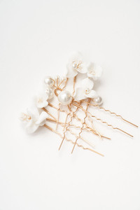 Floral Pearl Hairpins