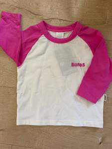 Bodytee: Berry Kiss Roomies Long Sleeve Tee