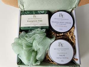 Gift Boxes: Gift box - 4 item