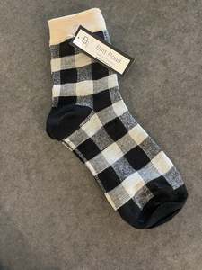 Apparel: Gingham Black & White crew Socks