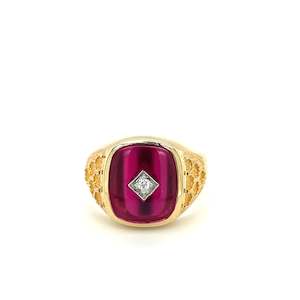 Broadway Jewellers 9ct Yellow Gold 14x12mm cushion synthetic ruby gents ring cen&hellip;
