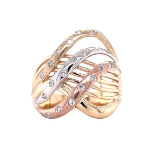 Rings: 9ct Tri-Gold 25pt. Diamond Ring B23J33