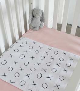 Babies Mums: Cot Pad with Wings