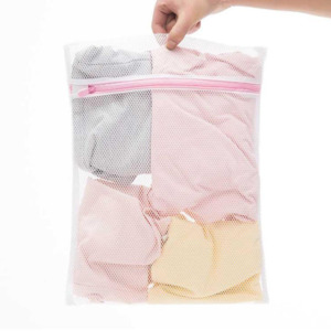 Extras: Mesh Laundry Bag – 2 Pack