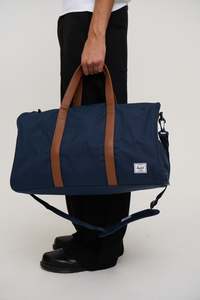 Mens Bags: Herschel Novel Duffle Navy