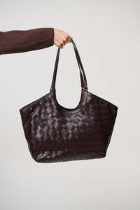 Nyah Woven Bag Chocolate