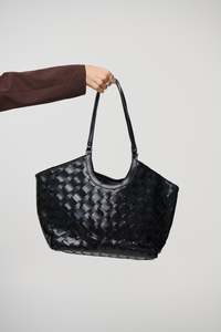 Nyah Woven Bag Black