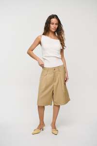 Womens Shorts: Unisex Dom Relaxed Short Sand