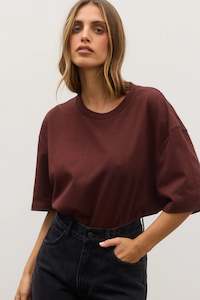 Bayse: Jonas Boyfriend Tee Ember