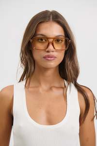 Womens Sunglasses: LS9301-1 Latte