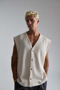 Mens Jackets: Cassius Knitted Vest Sand