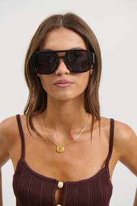 Womens Sunglasses: 3935-1 Black/Black