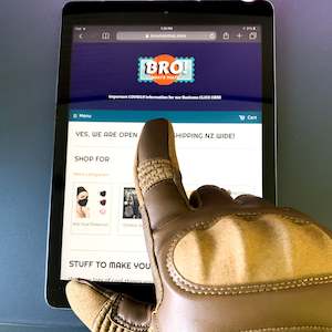 Outdoor Survival: Hard Knuckle Touch Screen Tactical Gloves