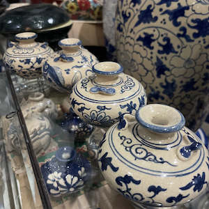 Products: 25434 XS Blue & White Vase 100 x 100 x 100