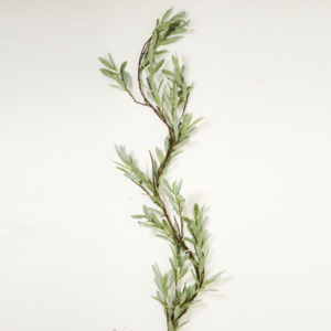 Homewares: Eucalyptus LED Garland 180cm